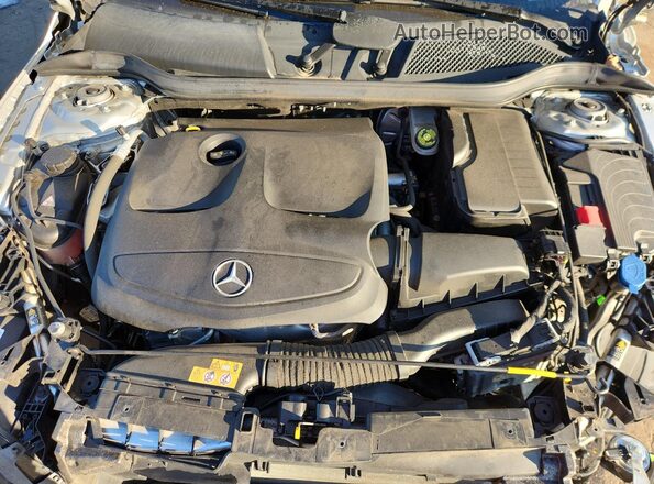WDCTG4GB8HJ354632 2017 MERCEDES-BENZ GLA Silver Widok komory silnika
