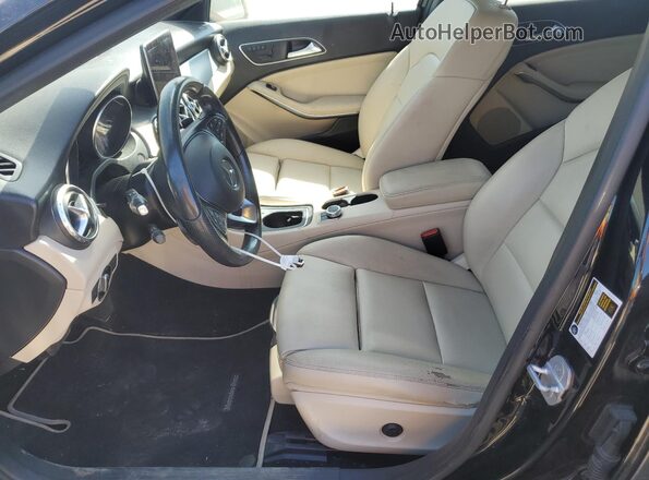 WDCTG4GBXGJ218680 2016 MERCEDES-BENZ GLA Black Вид салону спереду