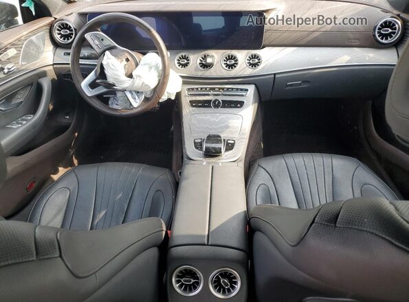WDD2J5KB0LA052833 2020 MERCEDES-BENZ CLS-CLASS Black Dashboard view