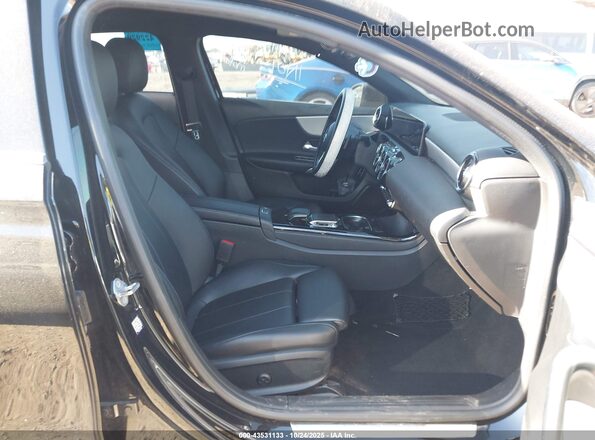 WDD3G4EB0LW038863 2020 MERCEDES-BENZ A 220 Black Սալոնի դիմացի տեսք