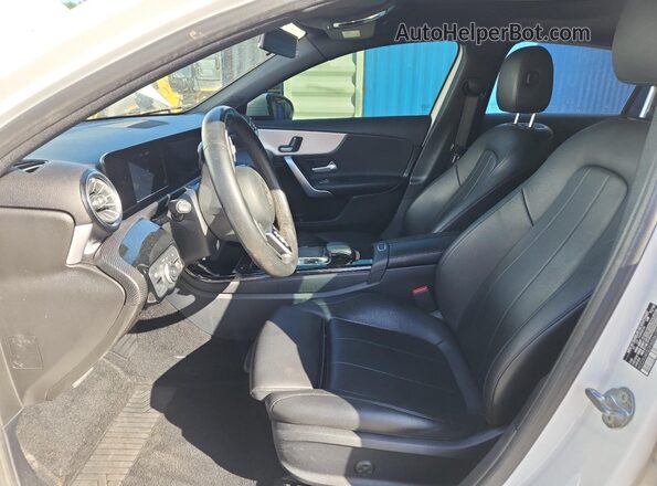 WDD3G4EB2KW006138 2019 MERCEDES-BENZ A White Front interior view