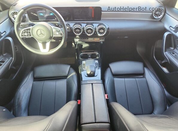 WDD3G4EB2KW006138 2019 MERCEDES-BENZ A White Dashboard view