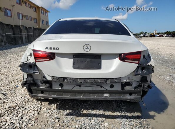 WDD3G4EB3LW041952 2020 MERCEDES-BENZ A White უკანა ხედი