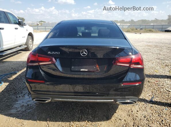 WDD3G4EB4KW032949 2019 MERCEDES-BENZ A Black უკანა ხედი