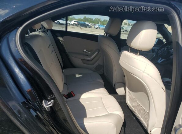 WDD3G4EB4KW032949 2019 MERCEDES-BENZ A Black უკანა სავარძლების ხედი