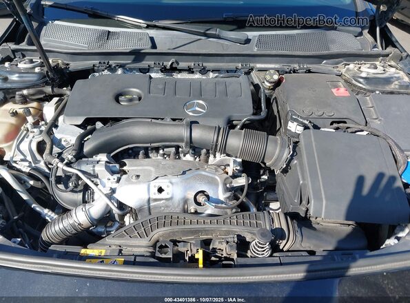 WDD3G4EB5KW002889 2019 MERCEDES-BENZ A 220 Black Widok z tyłu