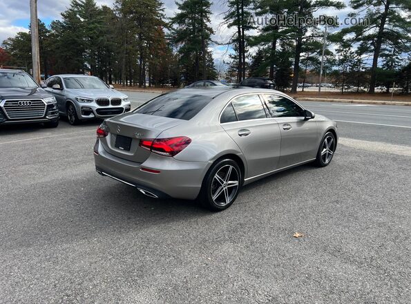 WDD3G4FB2KW033242 2019 MERCEDES-BENZ A-CLASS Gray Vista frontal