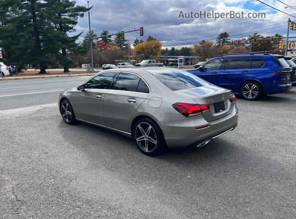 WDD3G4FB2KW033242 2019 MERCEDES-BENZ A-CLASS Gray Delantero derecho
