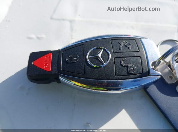WDDLJ6HB3GA178241 2016 MERCEDES-BENZ CLS-CLASS Blue Widok deski rozdzielczej