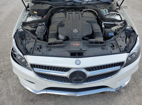 WDDLJ6HBXGA161789 2016 MERCEDES-BENZ CLS-CLASS White Widok wnętrza z tyłu