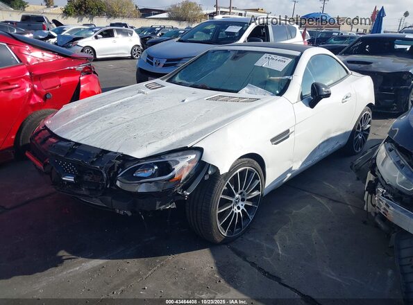 WDDPK3JA5KF158809 2019 MERCEDES-BENZ SLC 300 White 