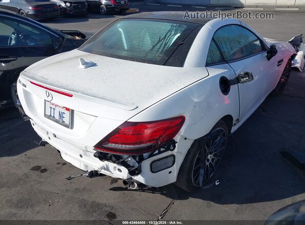 WDDPK3JA5KF158809 2019 MERCEDES-BENZ SLC 300 White 