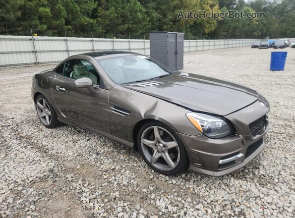 WDDPK3JA7GF124135 2016 MERCEDES-BENZ SLK Brown Передня права чверть