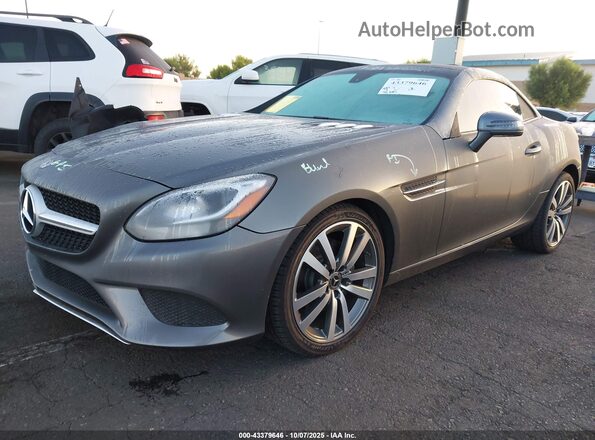 WDDPK3JAXJF153538 2018 MERCEDES-BENZ SLC 300 Gray 