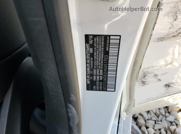 WDDSJ4EB2HN451703 2017 MERCEDES-BENZ CLA-CLASS White Vista del compartimento del motor