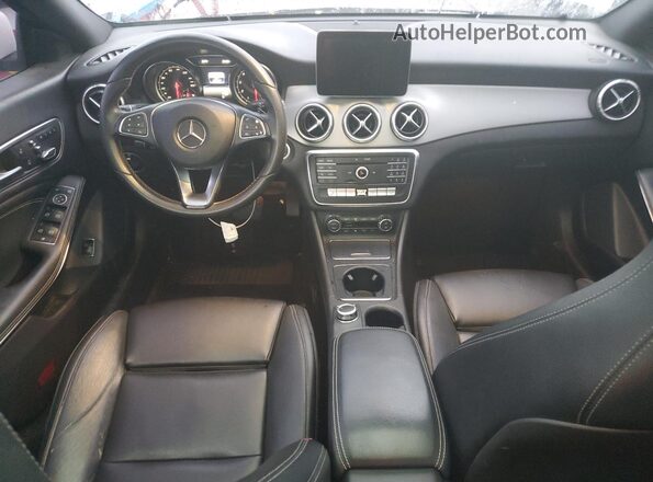 WDDSJ4EB4HN430979 2017 MERCEDES-BENZ CLA-CLASS White Вид панелі приладів