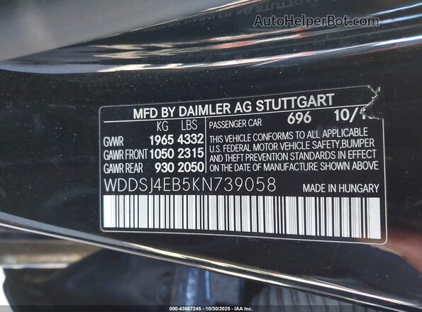 WDDSJ4EB5KN739058 2019 MERCEDES-BENZ CLA 250 Black Vista del compartimento del motor