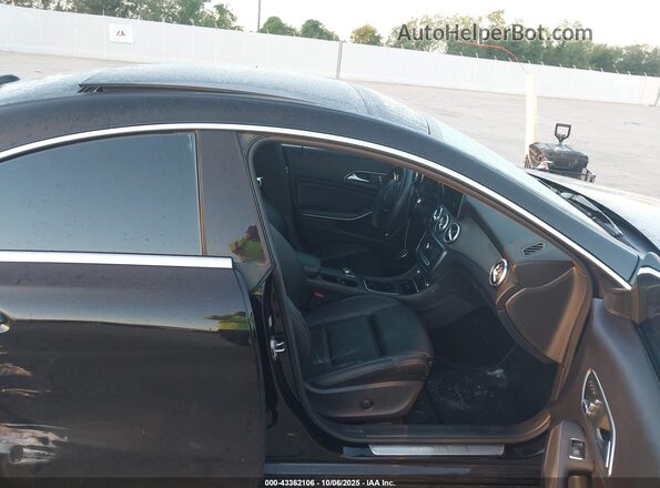 WDDSJ4EB6KN714623 2019 MERCEDES-BENZ CLA 250 Black Widok wnętrza z przodu