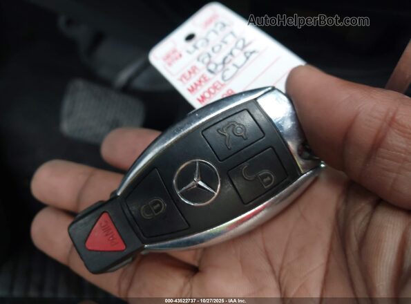 WDDSJ4EBXHN451495 2017 MERCEDES-BENZ CLA 250 Black Առջևի վահանակի տեսք