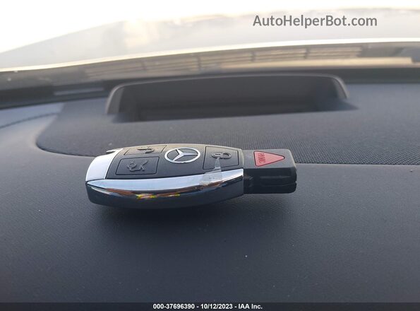 WDDUG7JB3HA315876 2017 MERCEDES-BENZ AMG S 63 Gray Vista del salpicadero