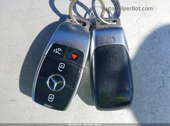 WDDUG8DB2JA394416 2018 MERCEDES-BENZ S-CLASS Black Vista del salpicadero