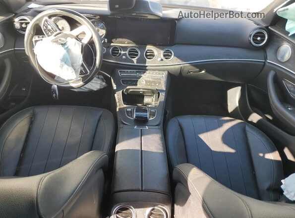 WDDZF4KB3KA625183 2019 MERCEDES-BENZ E White Widok deski rozdzielczej