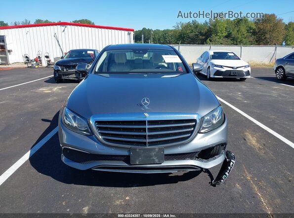 WDDZF4KB6HA159581 2017 MERCEDES-BENZ E-CLASS Gray Vista del cuadro de instrumentos