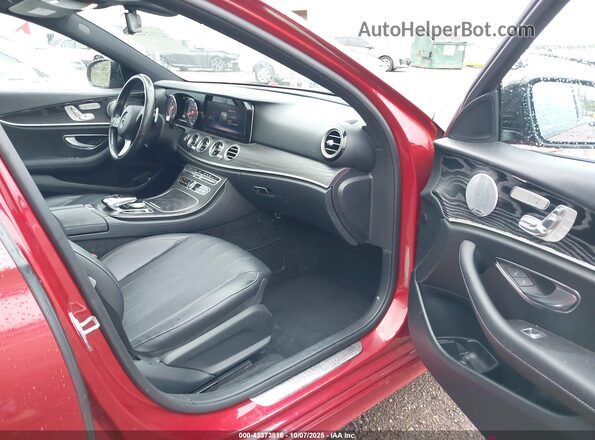 WDDZF4KBXJA358722 2018 MERCEDES-BENZ E-CLASS Красный 