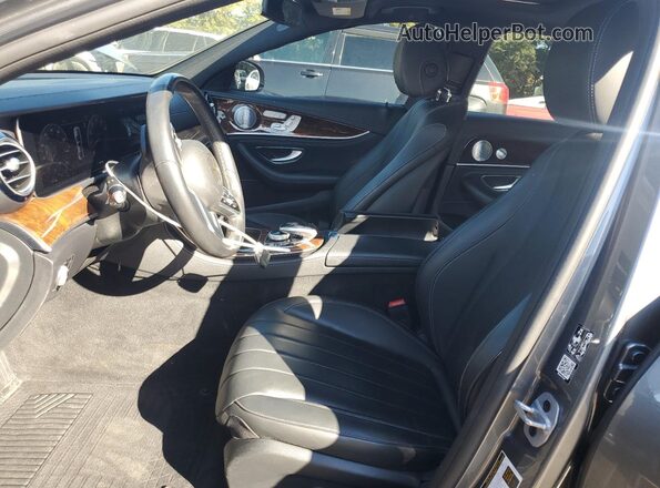 WDDZF6JB1LA707735 2020 MERCEDES-BENZ E Gray Вид салону спереду