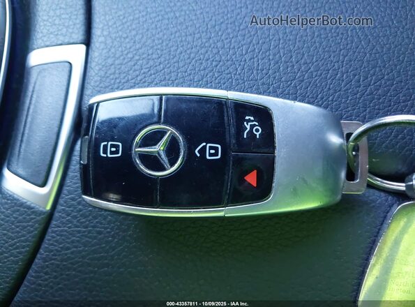 WDDZF6JB7LA748029 2020 MERCEDES-BENZ E-CLASS Black Dashboard view