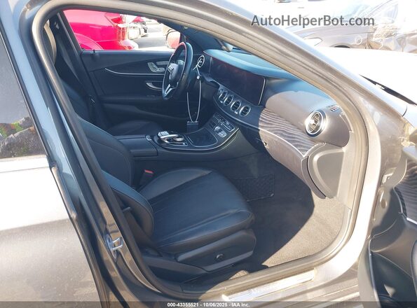 WDDZF8DB5LA752748 2020 MERCEDES-BENZ E-CLASS Gray Front interior view
