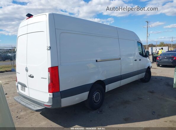 WDYPF1CD5KT003547 2019 FREIGHTLINER SPRINTER 2500 White Tył prawy