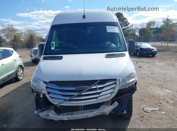 WDYPF1CD5KT003547 2019 FREIGHTLINER SPRINTER 2500 White Widok wnętrza z tyłu