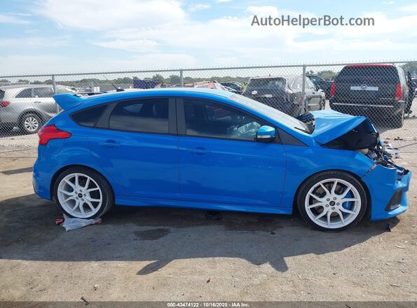 WF0DP3TH9G4114725 2016 FORD FOCUS RS Blue Vista interior trasera