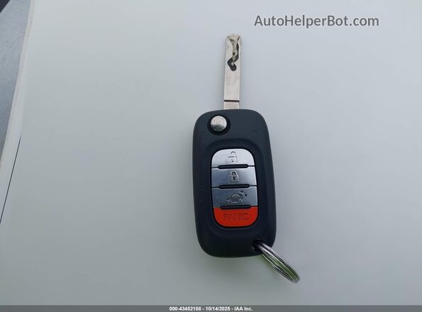 WMEFJ5DA1GK061316 2016 SMART FORTWO Белый Вид панели приборов