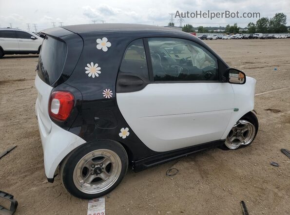 WMEFJ5DA4GK054621 2016 SMART FORTWO Двухцветный Задняя правая четверть