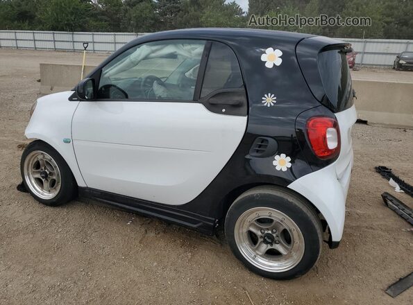 WMEFJ5DA4GK054621 2016 SMART FORTWO Двухцветный Задняя левая четверть