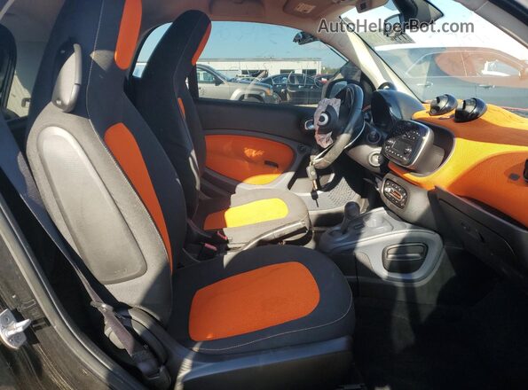 WMEFJ5DA6GK069556 2016 SMART FORTWO Orange Հետևի նստատեղերի տեսք