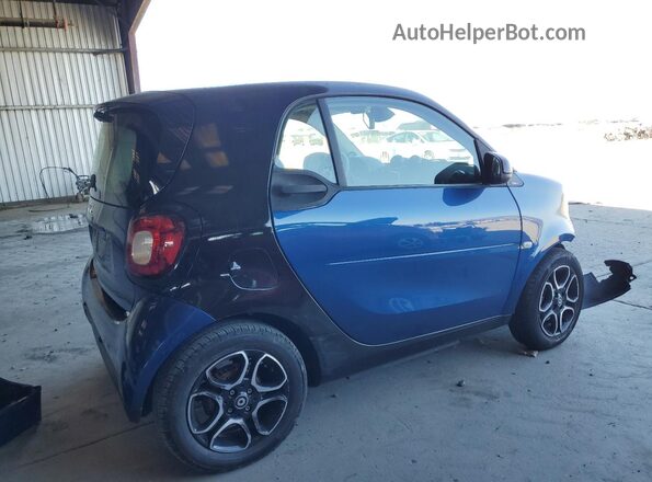 WMEFJ9BA9JK325027 2018 SMART FORTWO Two Tone Rear right
