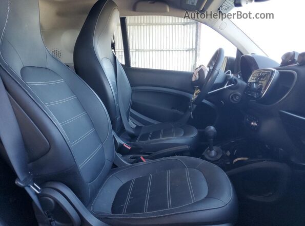 WMEFJ9BA9JK325027 2018 SMART FORTWO Two Tone Rear seats view
