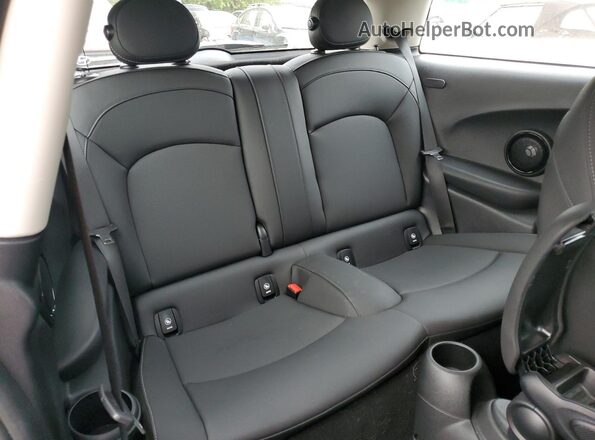 WMW13DJ04R2V89229 2024 MINI COOPER Зеленый Вид задней части салона