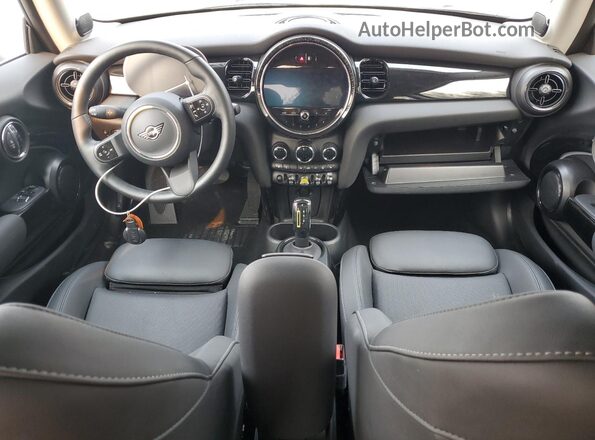 WMW13DJ04R2V89229 2024 MINI COOPER Зеленый Вид панели приборов