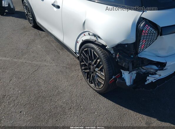 WMW13GD00S2W45606 2025 MINI HARDTOP White Front view