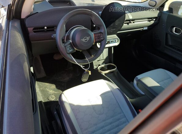 WMW23GD01S2W30049 2025 MINI COOPER Black Vista del salpicadero