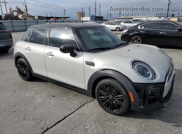 WMW33DK01P2S77227 2023 MINI COOPER Silver Front right