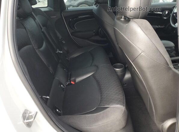 WMW33DK01P2S77227 2023 MINI COOPER Silver Rear seats view