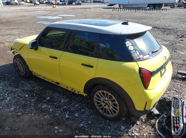 WMW53GD07S2X05656 2025 MINI HARDTOP Yellow Rear left