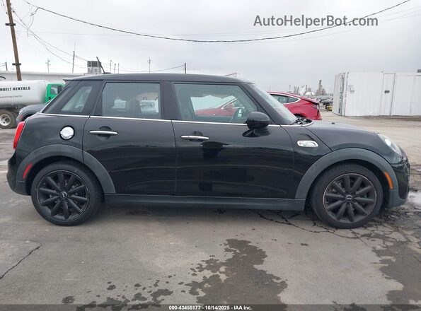 WMWXU3C53K2F51901 2019 MINI HARDTOP Black Սալոնի հետևի տեսք