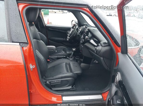 WMWXU3C54K2H87604 2019 MINI HARDTOP Orange Front interior view
