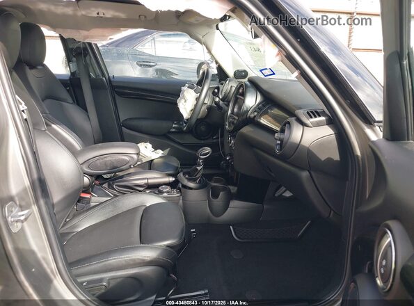 WMWXU3C59J2F49827 2018 MINI HARDTOP Gray Widok wnętrza z przodu